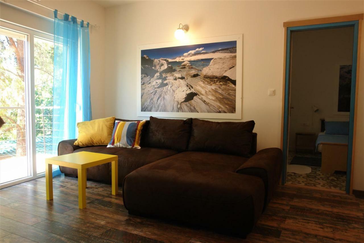 Quercus Apartment Стара Башка Екстер'єр фото